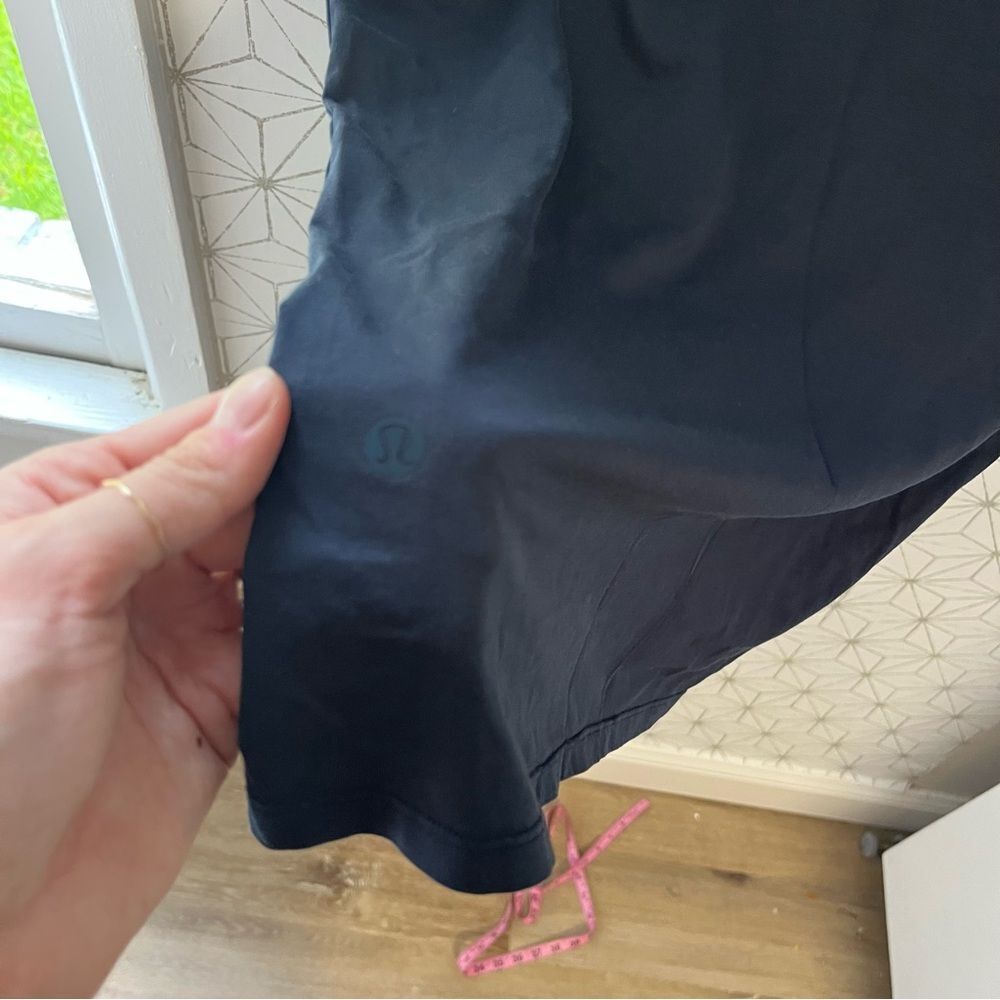 Lululemon 5 Year Basic Tee Bundle Small Navy Black - image 4